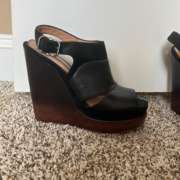 Modern Vintage Shoes - Modern Vintage Black sky high Liana platform sandal 8 / 38.5